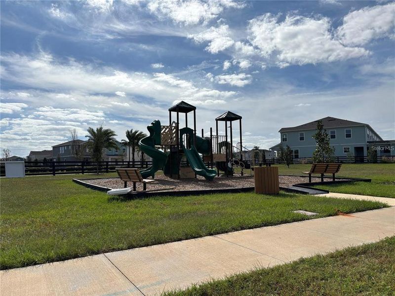 Community amenities in , Winter Garden (Image 27).