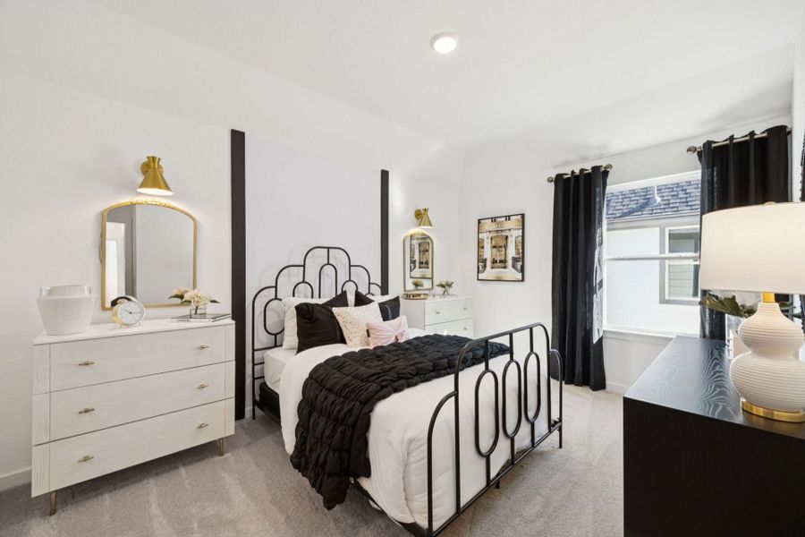 Representative furnished interior of a home built from the Jayton by Pulte Homes in Pulte Homes at Two Step Farm, Montgomery (Image 5).