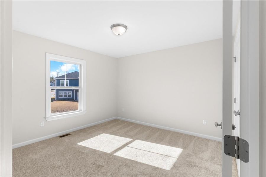 Spacious, unfurnished interior of a new home in Tillery Park, Grovetown (Image 23).