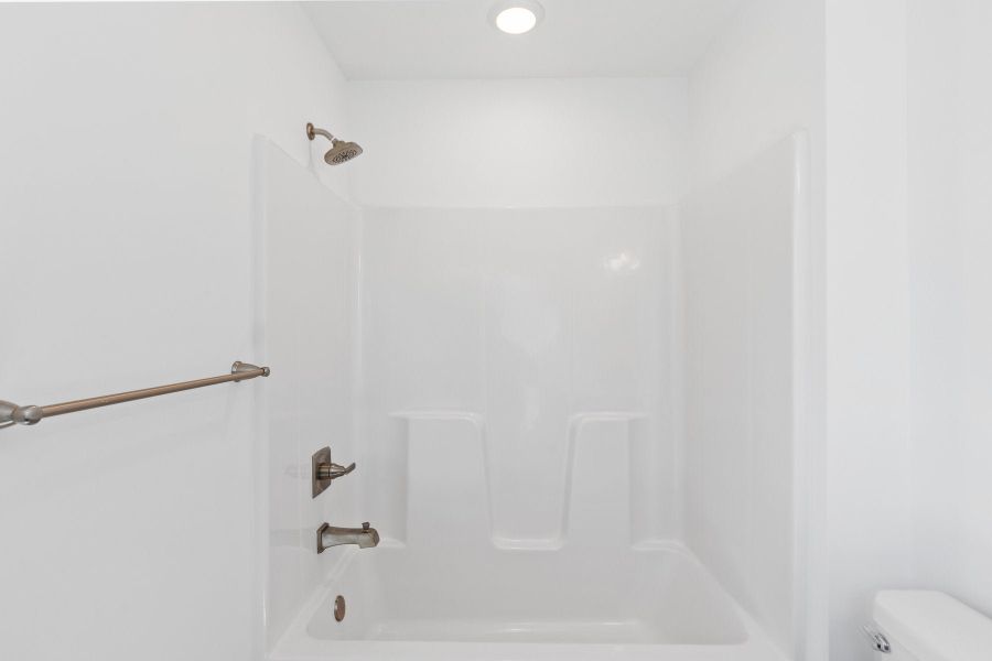 Representative interior finishes for a home built from the Tilley by McKee Homes in Anchors Bend Townes, Wilmington (Image 16).