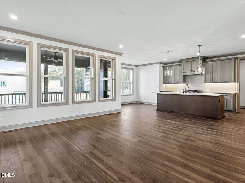 012-1280x960-living-room 012-1280x960-living-room