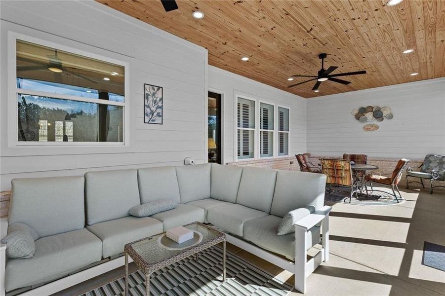 Furnished interior view inside a new home in , Bethlehem (Image 47).