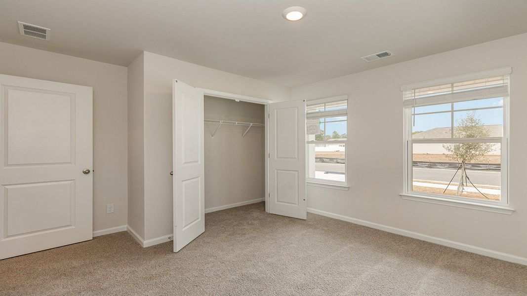 Representative unfurnished interior of a home built from the DOVER-EXPRESS by D.R. Horton in Stanbury Creek, Supply (Image 13).