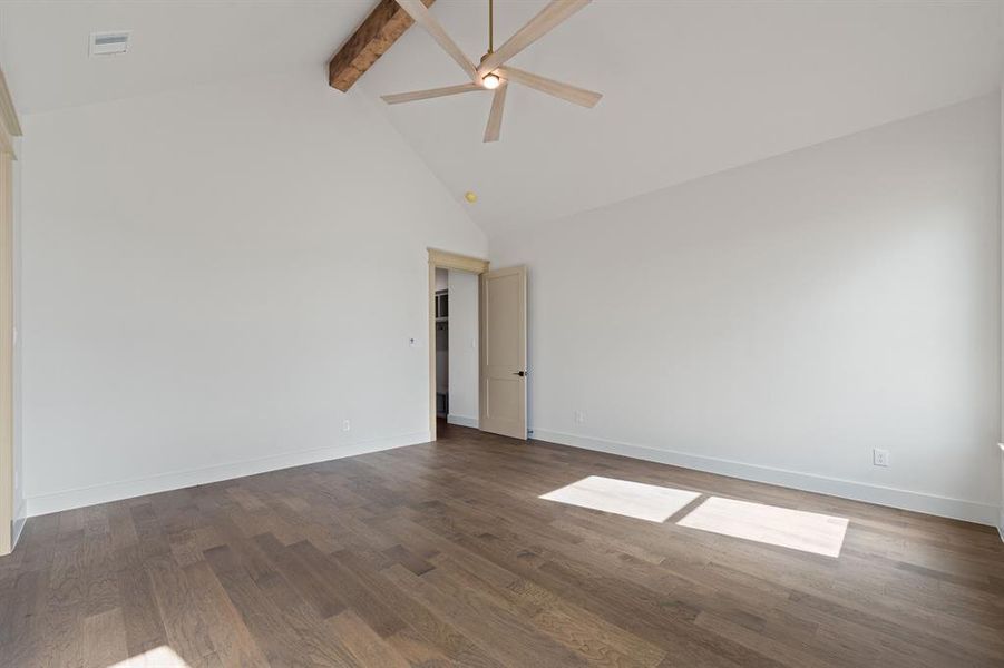 Spacious, unfurnished interior of a new home in , Godley (Image 30). Spacious, unfurnished interior of a new home in , Godley (Image 30).