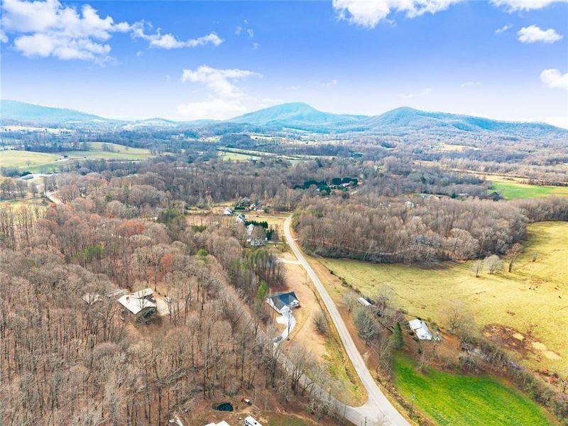 Natural landscape and outdoor views near  in Cleveland (Image 52).