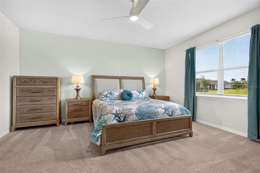 Furnished interior view inside a new home in Star Farms at Lakewood Ranch, Bradenton (Image 38). Furnished interior view inside a new home in Star Farms at Lakewood Ranch, Bradenton (Image 38).