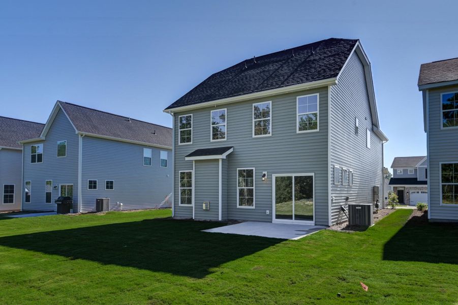 Exterior details and patio area of a home in Ashton Lakes, Lexington (Image 28).