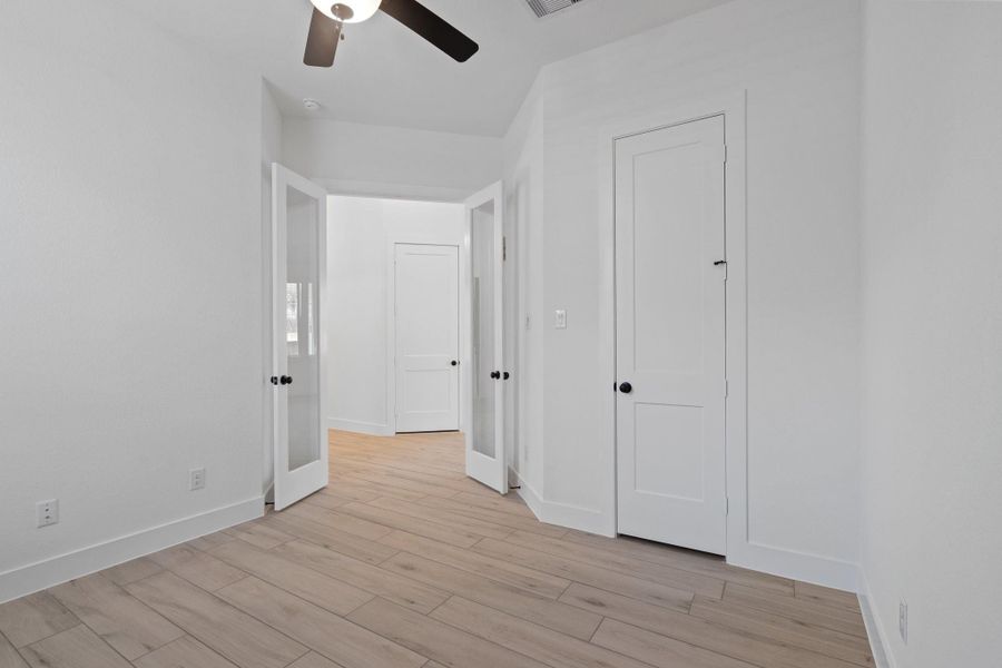 Spacious, unfurnished interior of a new home in Attwater, Waller (Image 17).