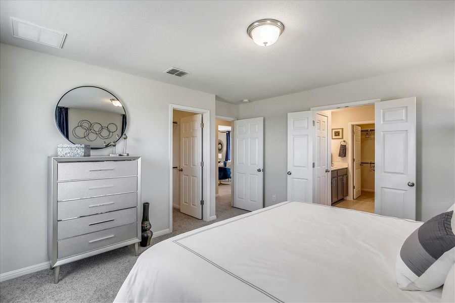 Furnished interior view inside a new home in Crosswinds, Kyle (Image 12).