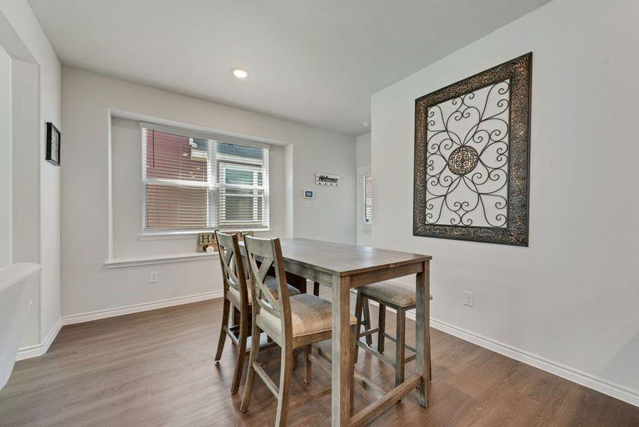 Furnished interior view inside a new home in Enchanted Bay, Fort Worth (Image 5). Furnished interior view inside a new home in Enchanted Bay, Fort Worth (Image 5).