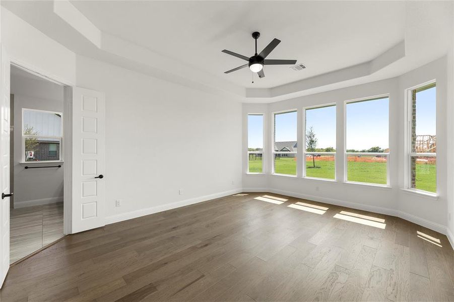 19. 335 Waterview - Primary