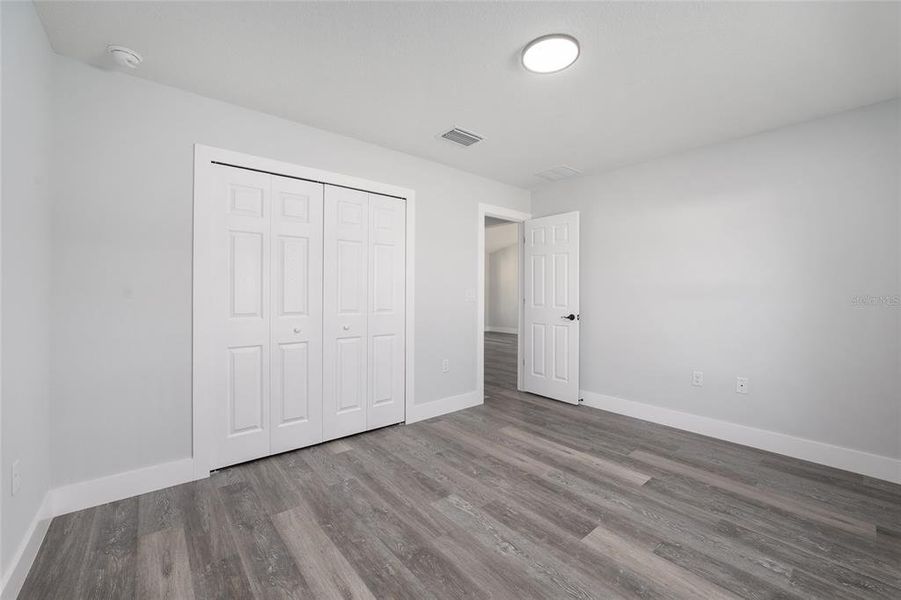 Spacious, unfurnished interior of a new home in , Dunnellon (Image 34).