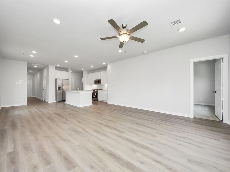 Spacious, unfurnished interior of a new home in The Villages at WestPointe, Dayton (Image 19).