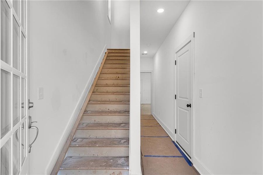 Spacious, unfurnished interior of a new home in , Suwanee (Image 14).