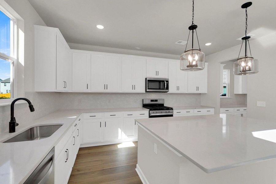 Furnished interior view inside a new home in , Ravenel (Image 8).