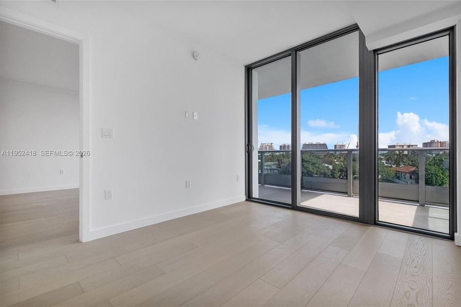 Spacious, unfurnished interior of a new home in , Bay Harbor Islands (Image 37). Spacious, unfurnished interior of a new home in , Bay Harbor Islands (Image 37).