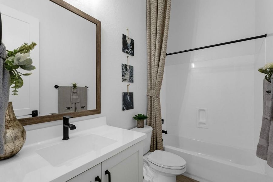 Representative furnished interior of a home built from the Residence Twelve by Blandford Homes in Earnhardt Ranch, Chandler (Image 38).