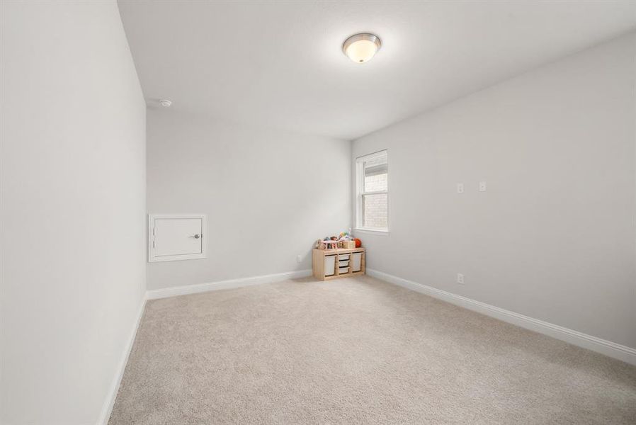 Spacious, unfurnished interior of a new home in , Frisco (Image 20).