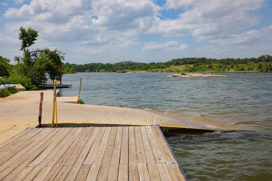 Natural landscape and outdoor views near  in Cottonwood Shores (Image 18).