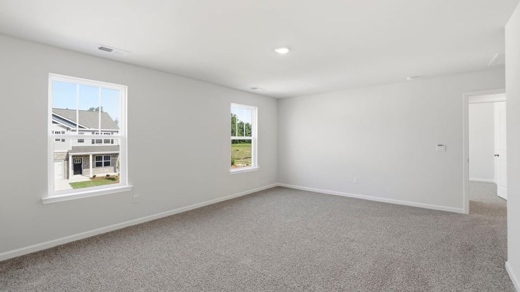 Spacious, unfurnished interior of a new home in Waverly Station, Greenwood (Image 32).