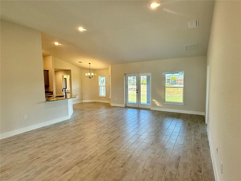 Spacious, unfurnished interior of a new home in South Gulf Cove, Port Charlotte (Image 18).