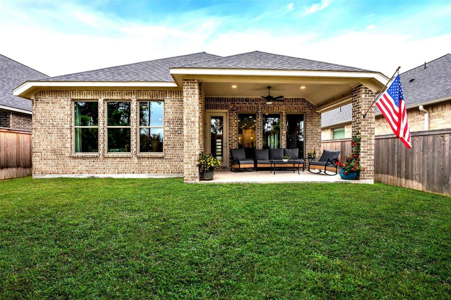 Enjoy this peaceful backyard oasis every day. Enjoy this peaceful backyard oasis every day.