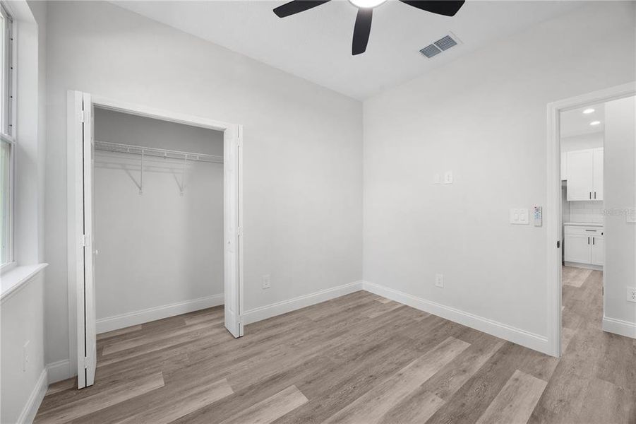 Spacious, unfurnished interior of a new home in , Port Charlotte (Image 23).