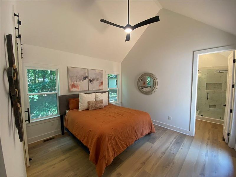 Furnished interior view inside a new home in , Jefferson (Image 9).
