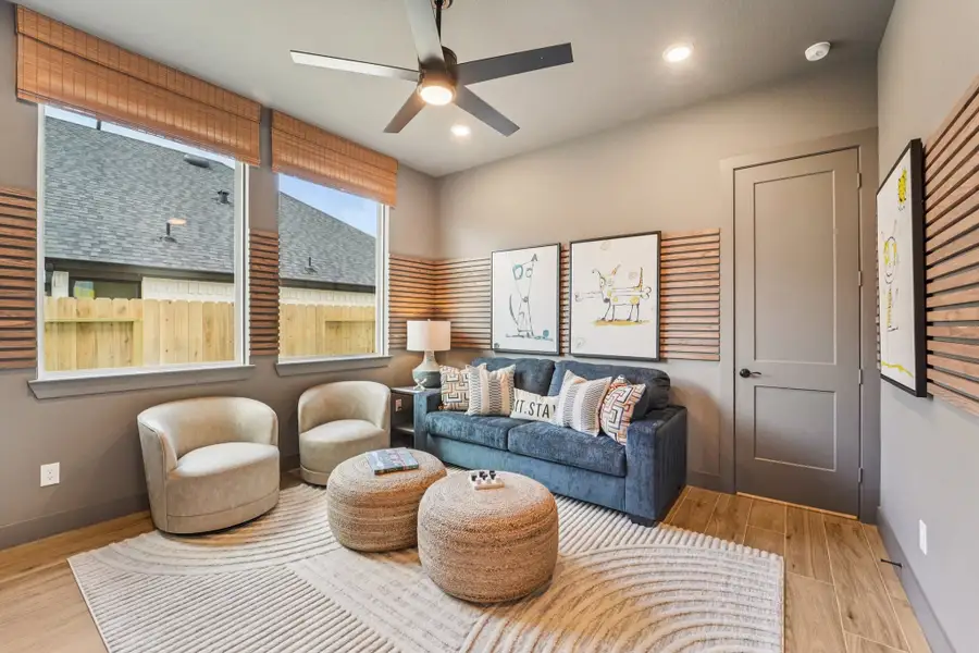 Furnished interior view inside a new home in Wildrye, Waller (Image 34).