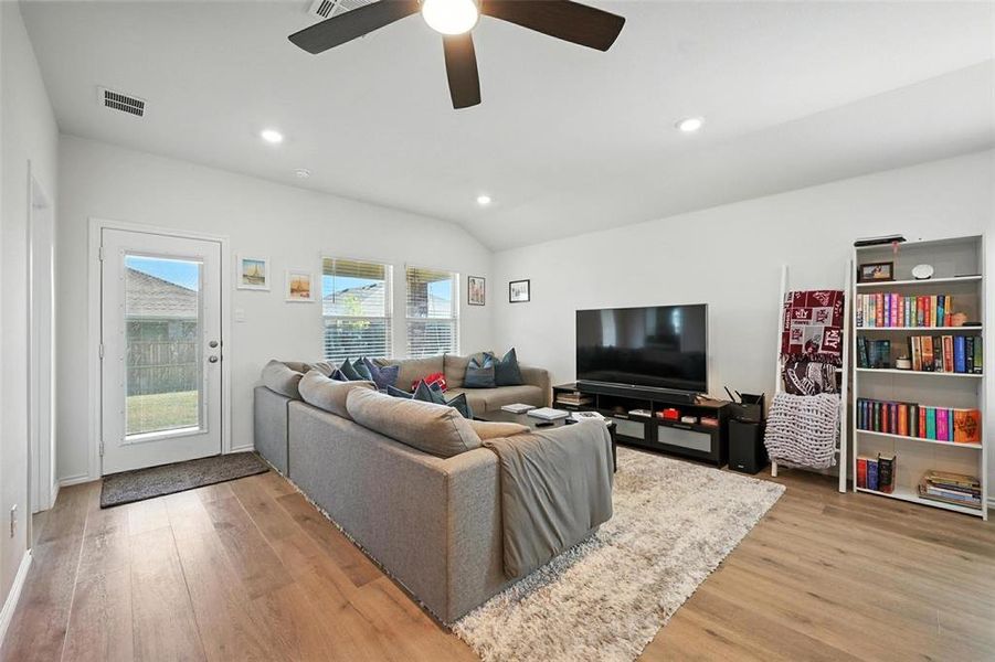 Furnished interior view inside a new home in , Sherman (Image 36).
