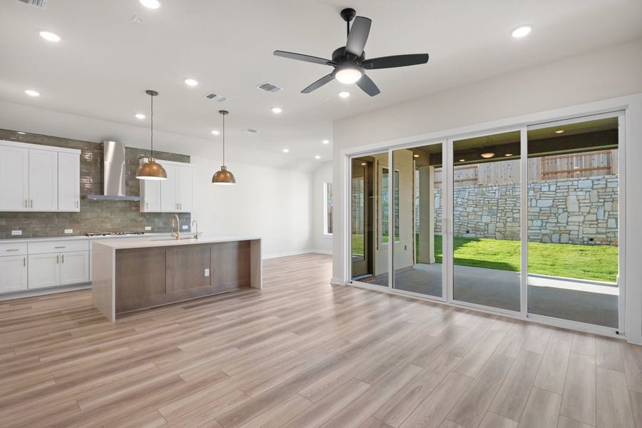 Spacious, unfurnished interior of a new home in Park Collection at Lariat, Liberty Hill (Image 28).