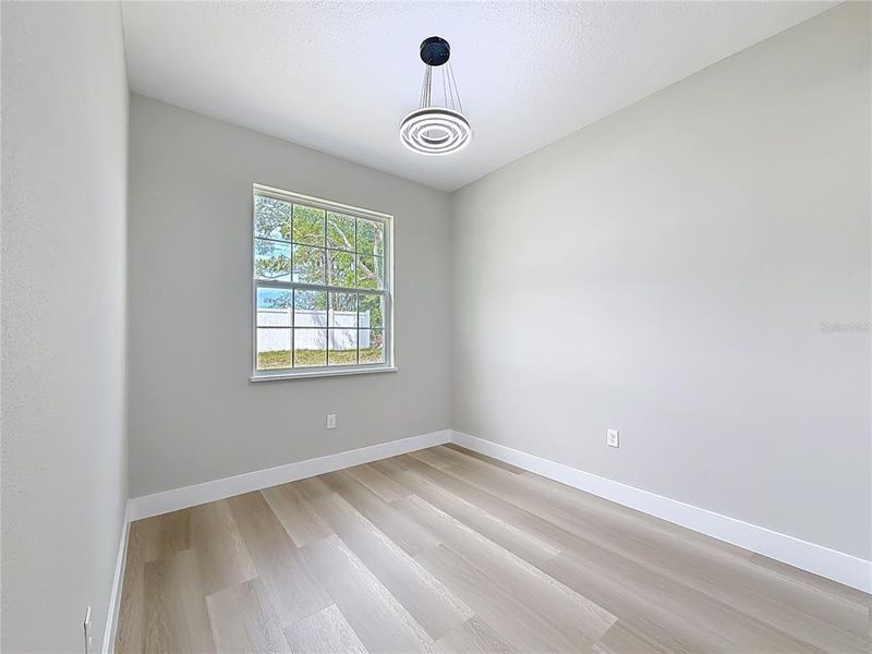 Spacious, unfurnished interior of a new home in , Citrus Springs (Image 38).