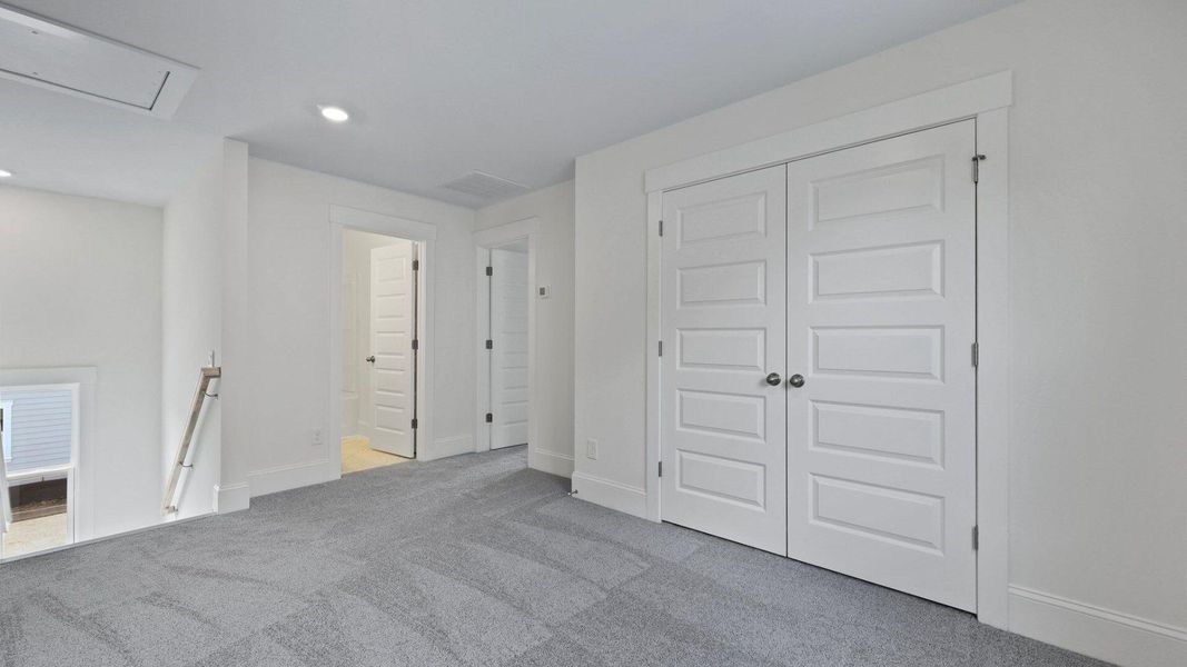 Image 43 of a home in Sheep Island.