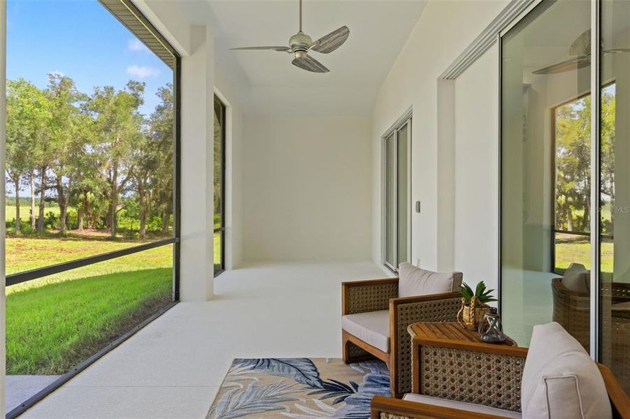 Exterior details and patio area of a home in , Lecanto (Image 32).