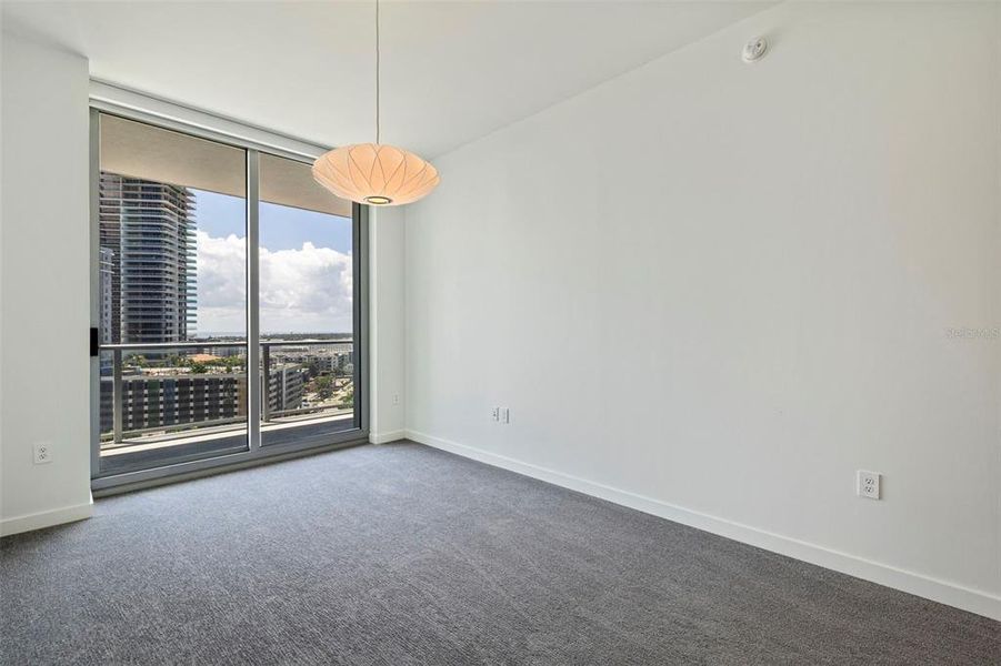 Spacious, unfurnished interior of a new home in , St. Petersburg (Image 59). Spacious, unfurnished interior of a new home in , St. Petersburg (Image 59).