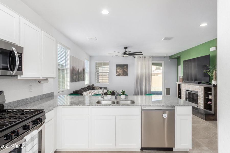 12 - Excelsior 12 - Excelsior