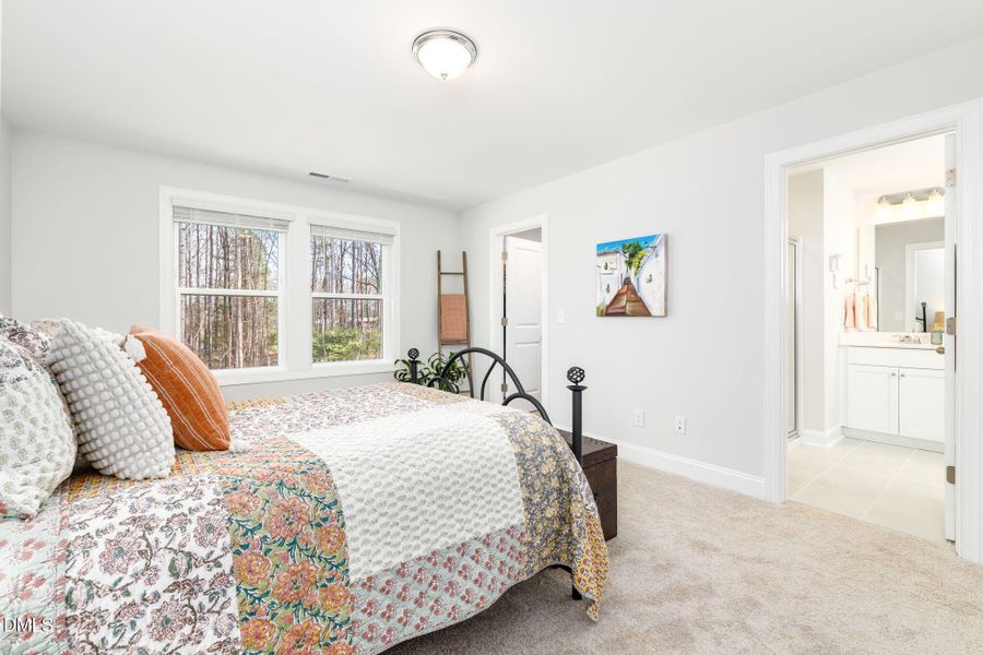 17-web-or-mls-544-Barrington-Row-17