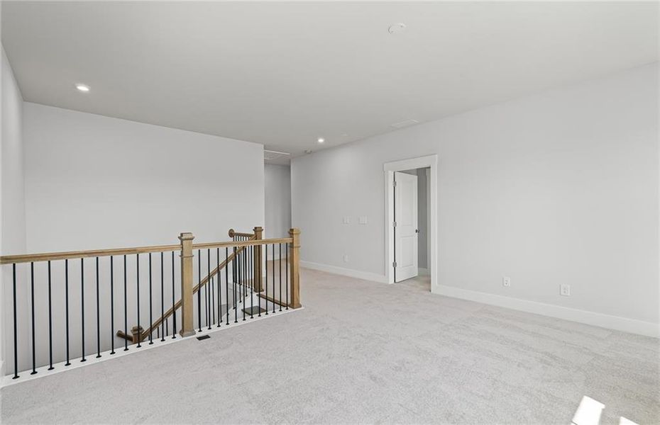 Spacious, unfurnished interior of a new home in Traditions of Braselton, Jefferson (Image 24).