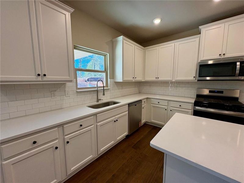 Furnished interior view inside a new home in , Grayson (Image 4).