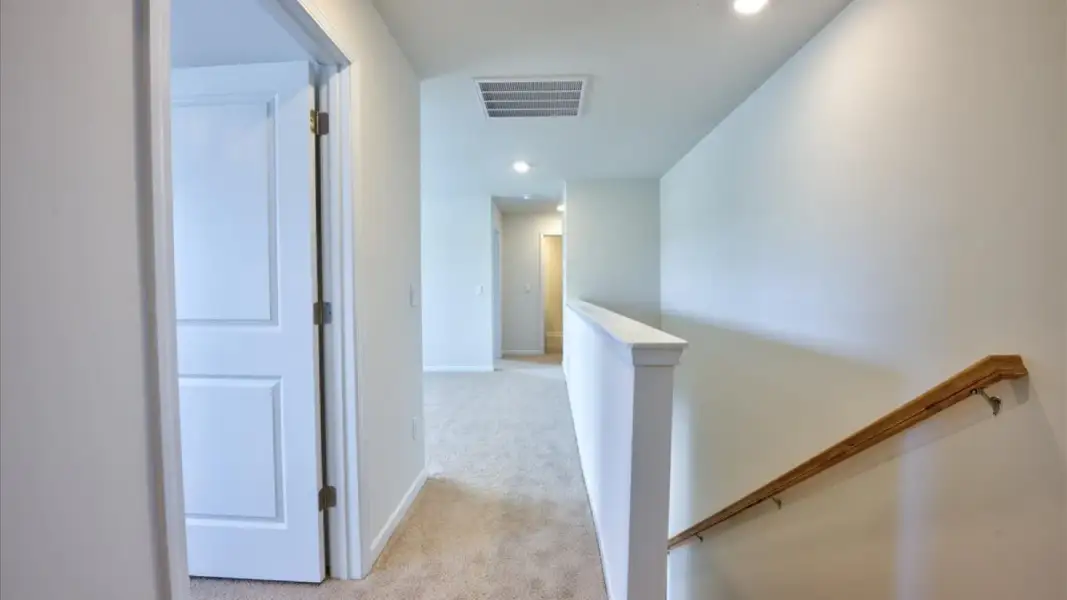 Spacious, unfurnished interior of a new home in Saddlebrook, Rocky Mount (Image 22).