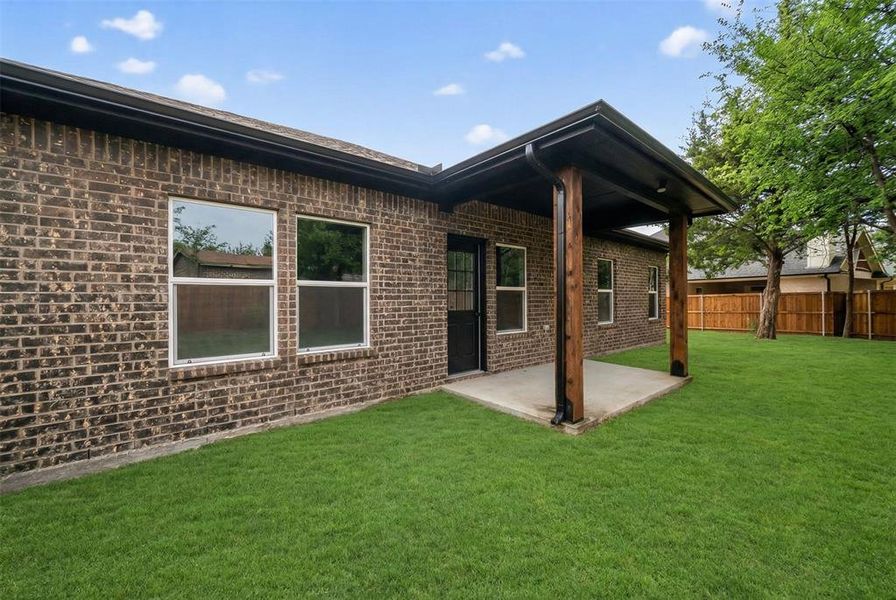 Exterior details and patio area of a home in , Glenn Heights (Image 4). Exterior details and patio area of a home in , Glenn Heights (Image 4).