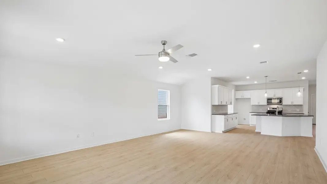 Spacious, unfurnished interior of a new home in Trails at Wildhorse, Austin (Image 15). Spacious, unfurnished interior of a new home in Trails at Wildhorse, Austin (Image 15).