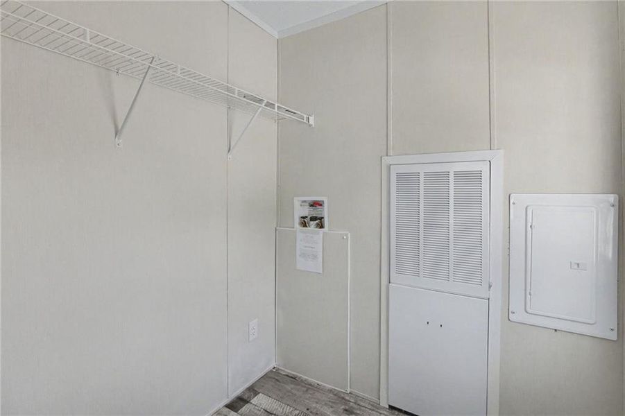 Spacious, unfurnished interior of a new home in , Cedartown (Image 17).