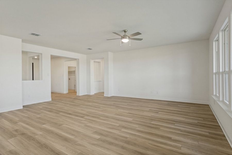 Spacious, unfurnished interior of a new home in The Preserve Estates, Justin (Image 15).