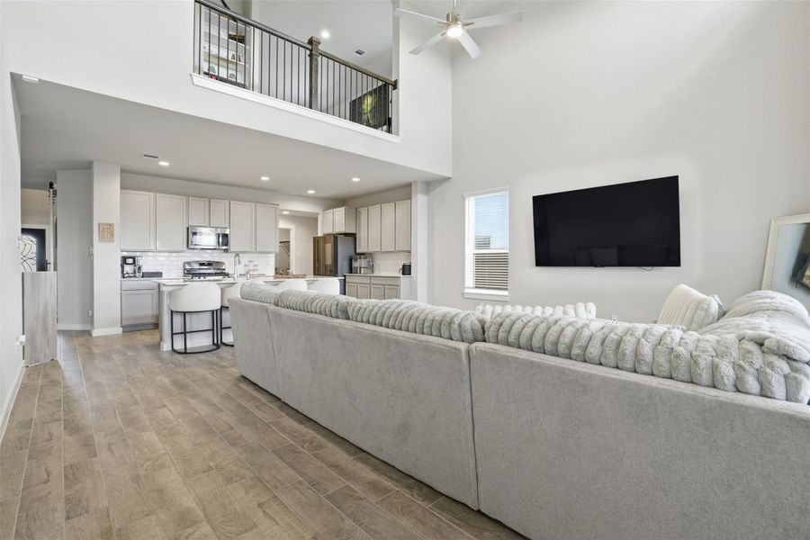 Furnished interior view inside a new home in Sheldon Ridge, Houston (Image 27).