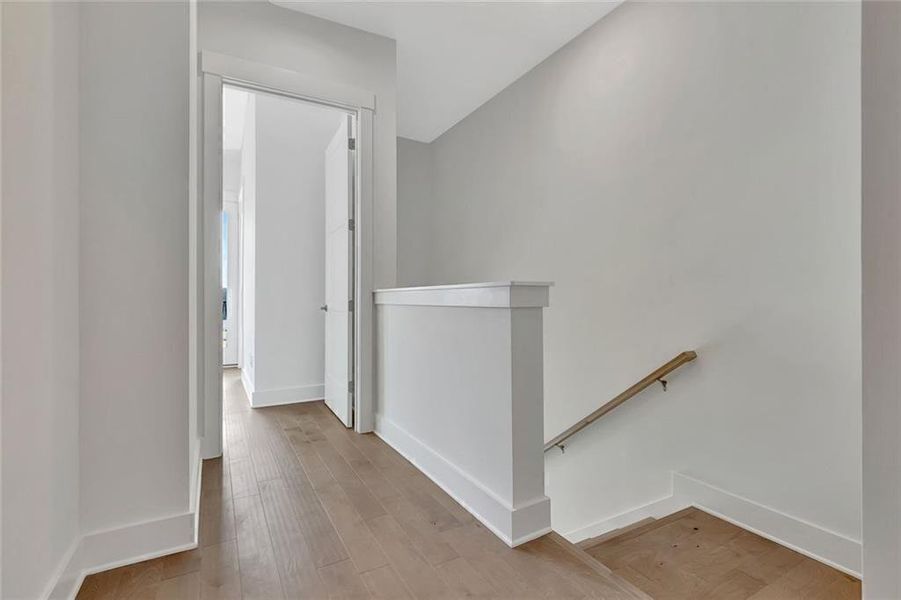 Spacious, unfurnished interior of a new home in Trilith, Fayetteville (Image 22).