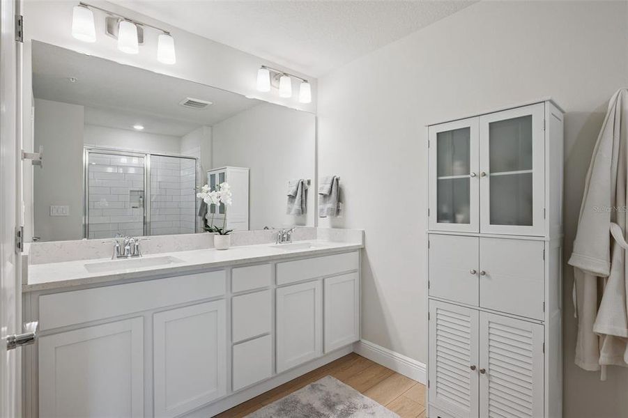 Furnished interior view inside a new home in , Winter Park (Image 18).