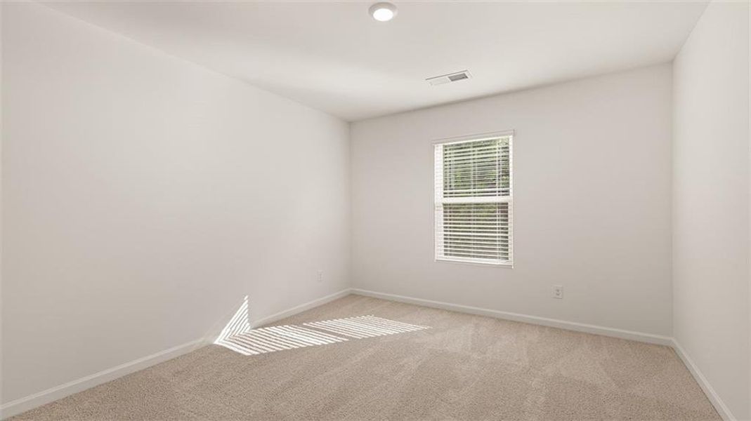 Spacious, unfurnished interior of a new home in Preserve at Dove Creek, Statham (Image 37).