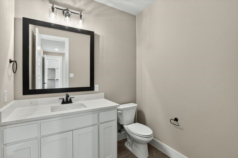 Furnished interior view inside a new home in Coyote Crossing, Godley (Image 9).