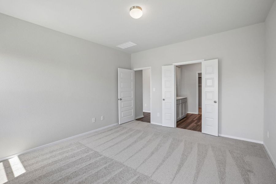 Spacious, unfurnished interior of a new home in Edgebrooke, Pflugerville (Image 31). Spacious, unfurnished interior of a new home in Edgebrooke, Pflugerville (Image 31).